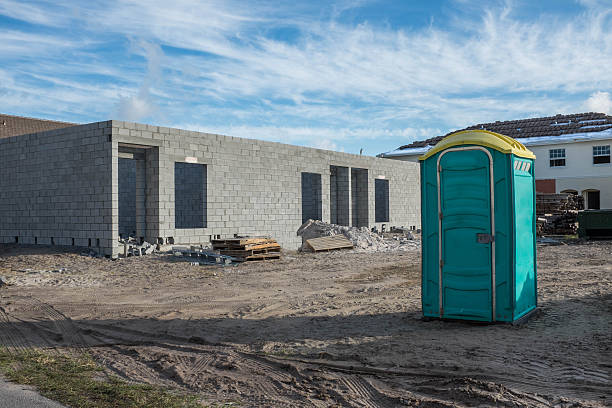Best Portable bathroom rental  in Cerro Gordo, IL